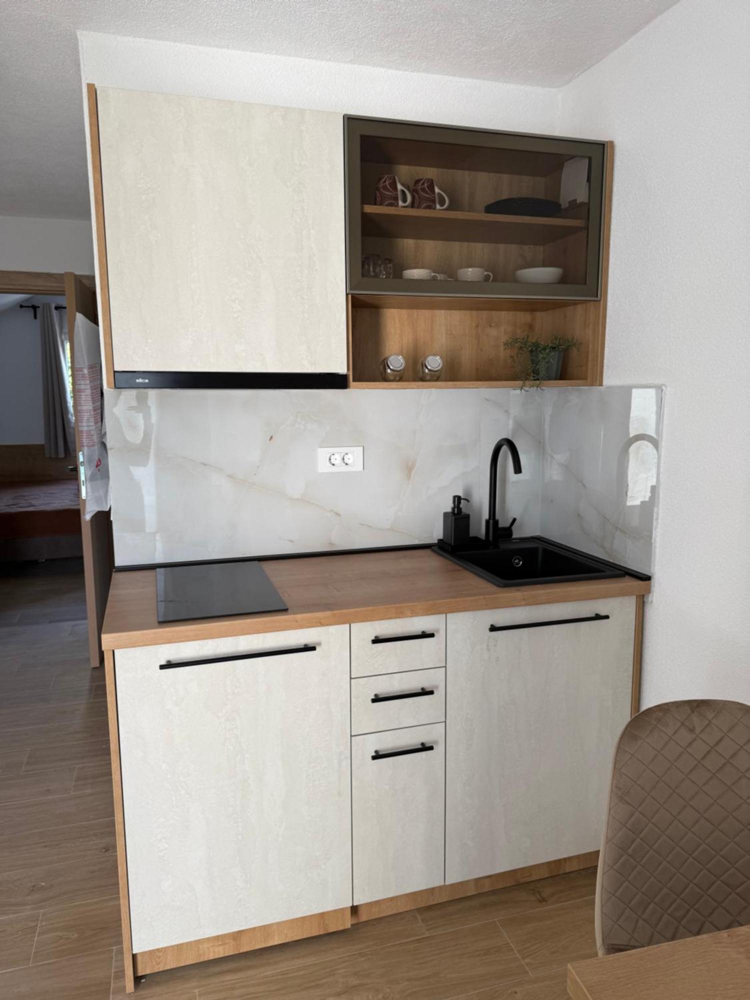 Apartmani Danilovic Herceg Novi Exteriör bild